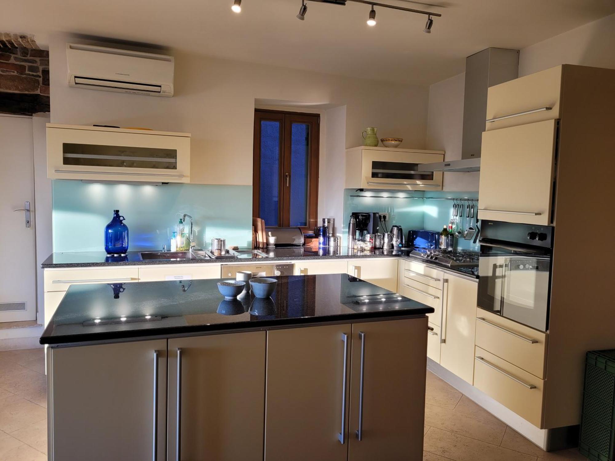 Casa Acqua Dolce - House With 4 Bedrooms And Own Spa Oprtalj Buitenkant foto